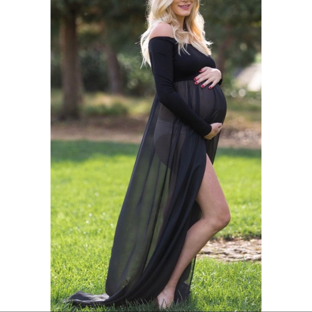 Off-Shoulder Maternity Photoshoot Dress